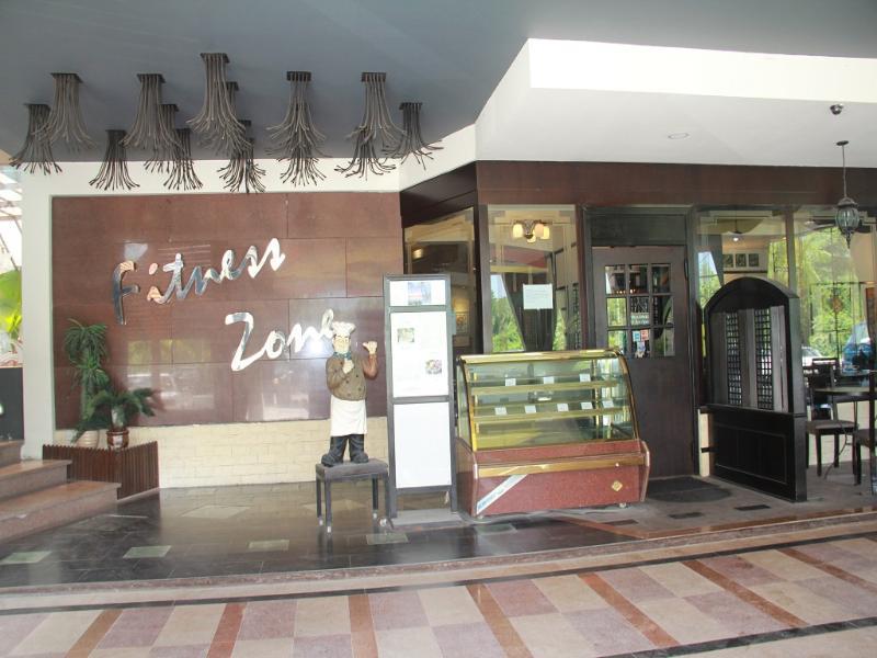 Palm Garden Hotel Brunei Bandar Seri Begawan Buitenkant foto