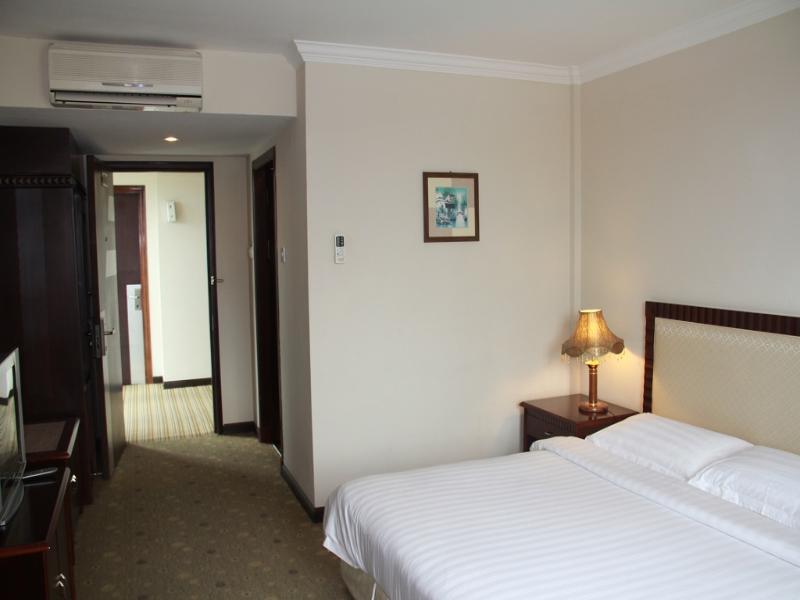 Palm Garden Hotel Brunei Bandar Seri Begawan Buitenkant foto