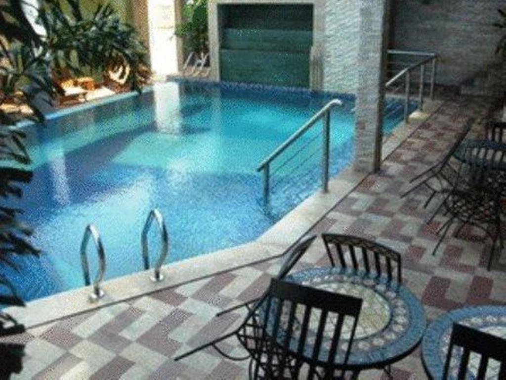 Palm Garden Hotel Brunei Bandar Seri Begawan Buitenkant foto